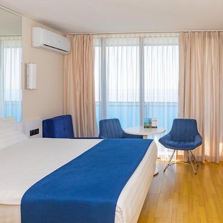 Orbi City Luxury Suite Батуми Экстерьер фото