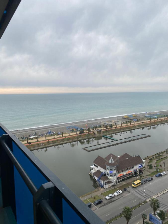 Orbi City Luxury Suite Батуми Экстерьер фото