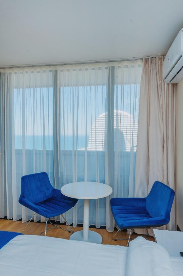 Orbi City Luxury Suite Батуми Экстерьер фото