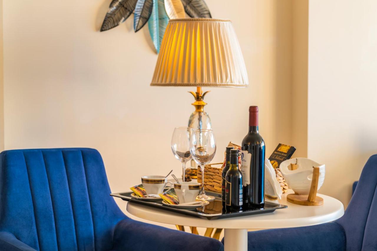 Orbi City Luxury Suite Батуми Экстерьер фото