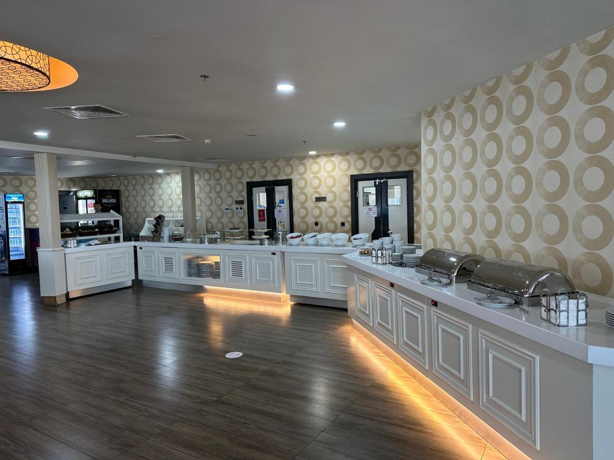Orbi City Luxury Suite Батуми Экстерьер фото